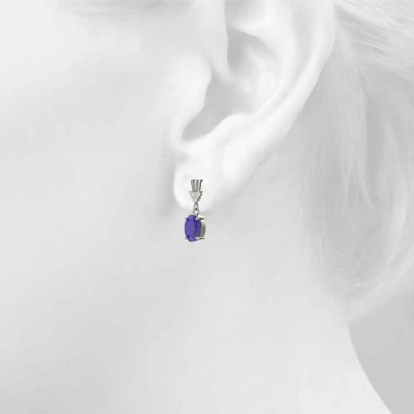 Color Oval Earring (0.06 ct. tw.), Top view in white gold or platinum