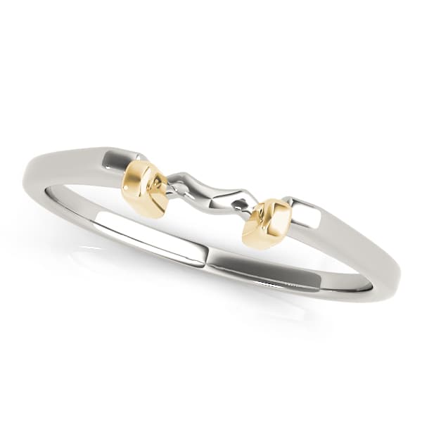 Curved Wedding Band, Front view in yellow gold