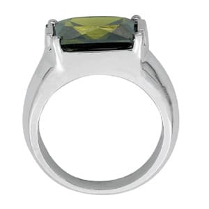 Emerald Color Ring, Side view in white gold or platinum