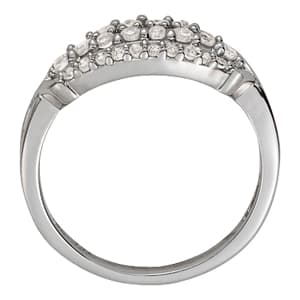 Cluster Fashion Ring (1/4 ct. tw.), Side view in white gold or platinum
