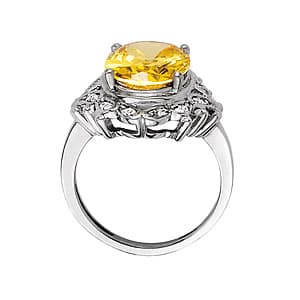 Oval Gemstone Ring (1/8 ct. tw.), Side view in white gold or platinum