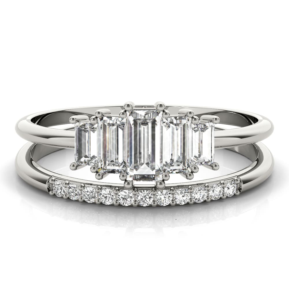 FASHION RING Round & STRAIGHT BAGUETT (0.46 ct. tw.), On hand view in white gold or platinum