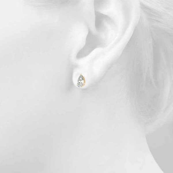 10mm 4-prong Prong V Corner Earrings 2wi (7 ct. tw.), Top view in yellow gold