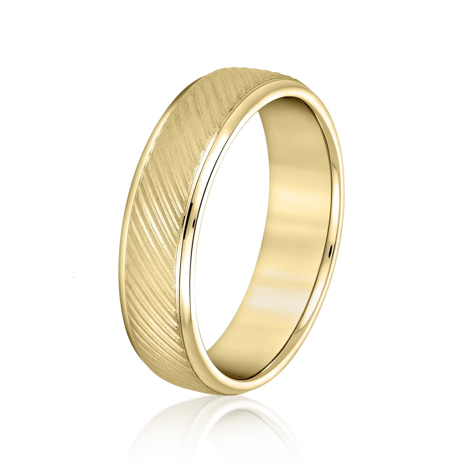 6mm Light Weight Men's Band, Side view in yellow gold