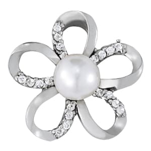 Floral Shape Pearl Fashion Pendant (0.1 ct. tw.)